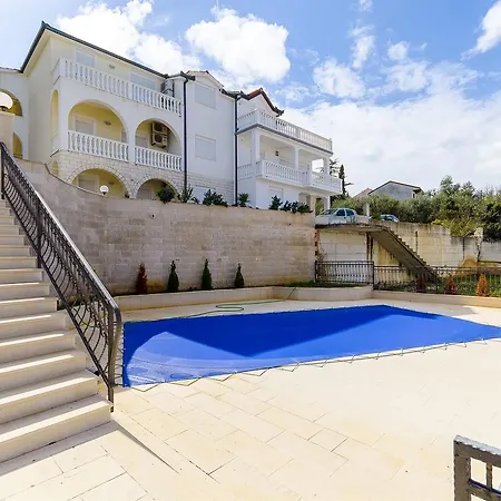 Appartement Krusica *